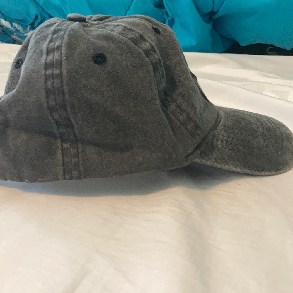 Baseball Cap - Picture 2 of 3